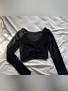 Black Crop Top Woman